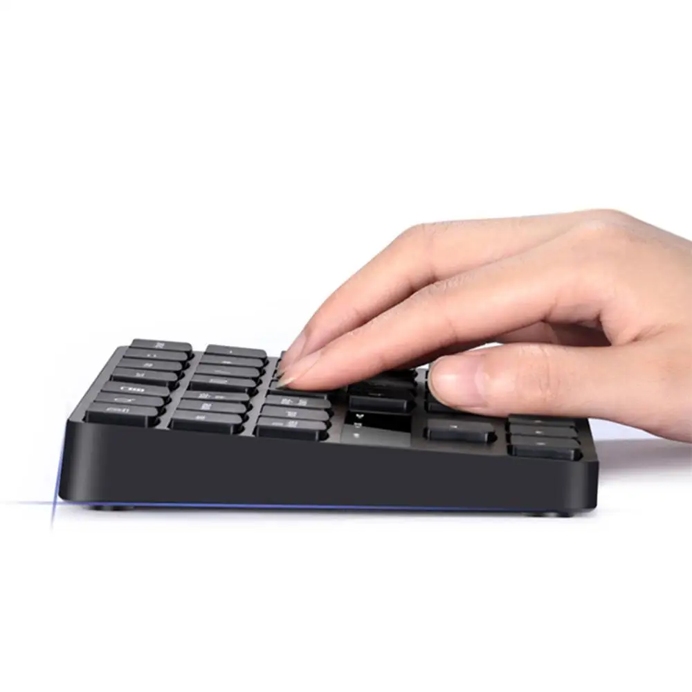 2.4G USB Wireless Numeric Keypad 35 Keys Charging Digital Keyboard Portable Laptop Computer Mini Numpad for Travel Home Office
2.4G USB Wireless Numeric Keypad 35 Keys Charging Digital Keyboard Portable Laptop Computer Mini Numpad for Travel Home Office
