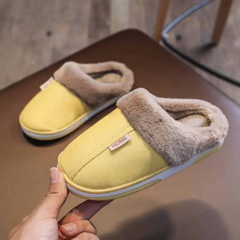 High Quality Leather Baby Shoes For Girls 2021 New Winter Waterproof Indoor Warm Slippers Children Soft Flat Slippers
High Quality Leather Baby Shoes For Girls 2021 New Winter Waterproof Indoor Warm Slippers Children Soft Flat Slippers