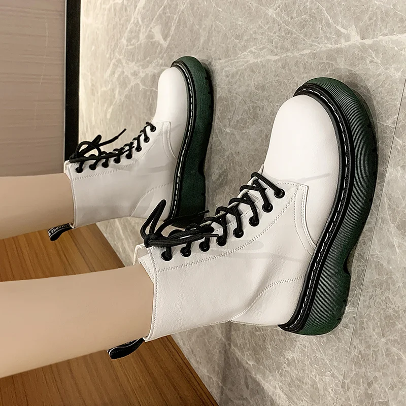 Women's Chelsea Boots Gray Leather 2021 New Autumn Winter Fashion Women's Ankle Boots Retro Martin Boots Female Women Shoes 
Women's Chelsea Boots Gray Leather 2021 New Autumn Winter Fashion Women's Ankle Boots Retro Martin Boots Female Women Shoes