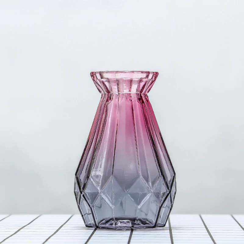 Настольная Ваза для украшения дома, пластиковая Европейская Скандинавская Дизайнерская ваза для цветов, стеклянные декоративные вазы для ...
Настольная Ваза для украшения дома, пластиковая Европейская Скандинавская Дизайнерская ваза для цветов, стеклянные декоративные вазы для ...