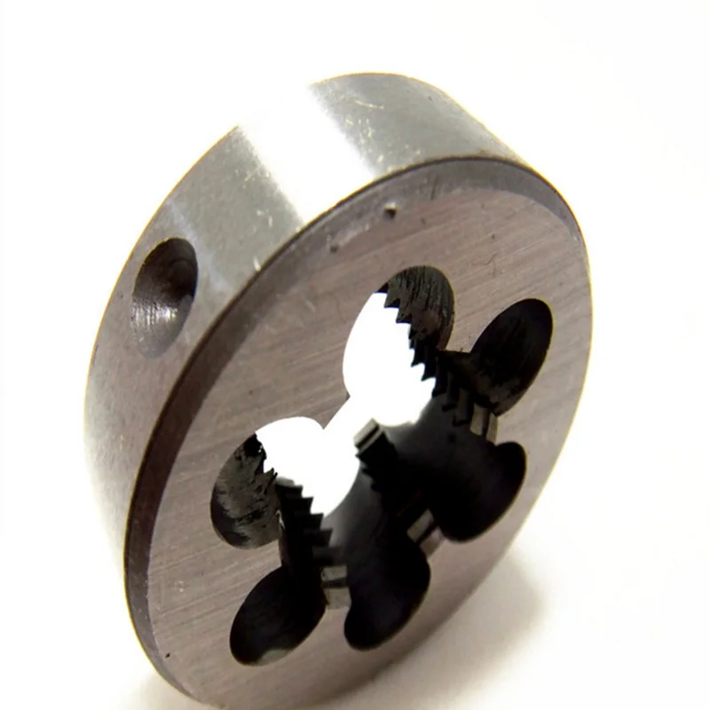HSS Thread Round Die Standrad Pipe Right Thread Die Pipe G1/8-28 G1/4-19 G3/8-19 G1/2-14 G3/4-14 G1-11
HSS Thread Round Die Standrad Pipe Right Thread Die Pipe G1/8-28 G1/4-19 G3/8-19 G1/2-14 G3/4-14 G1-11