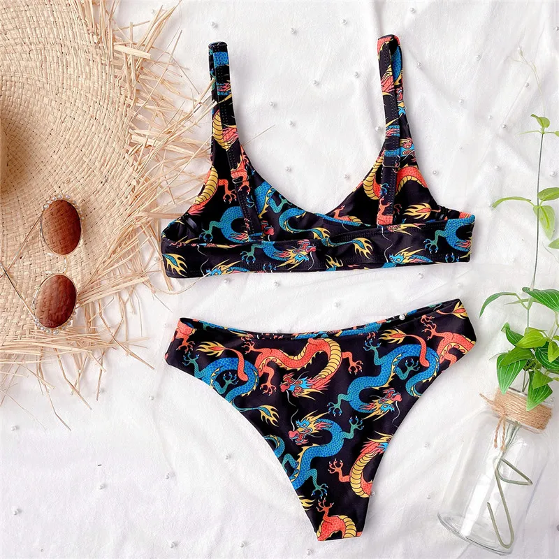 Dragon Printed Bandeau Bikini Set Push Up Swimwear High Cut Sexy Bikini 2021 Retro Women's Swimsuit Female Black Bathing Suit 
Dragon Printed Bandeau Bikini Set Push Up Swimwear High Cut Sexy Bikini 2021 Retro Women's Swimsuit Female Black Bathing Suit