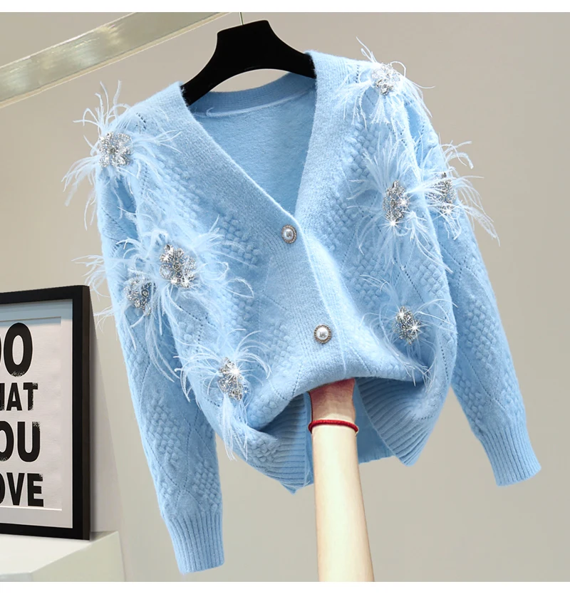 Women Cardigan Korean Style Exquisite Rhinestone Beaded Sweater Autumn Winter Loose Feather Stitching Long Sleeve Coat 2021
Women Cardigan Korean Style Exquisite Rhinestone Beaded Sweater Autumn Winter Loose Feather Stitching Long Sleeve Coat 2021
