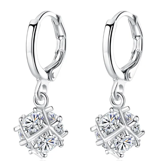 UXN364 Glitter Earring 925 Sterling Silver Zirconia stone Female Engagement Jewelry
UXN364 Glitter Earring 925 Sterling Silver Zirconia stone Female Engagement Jewelry