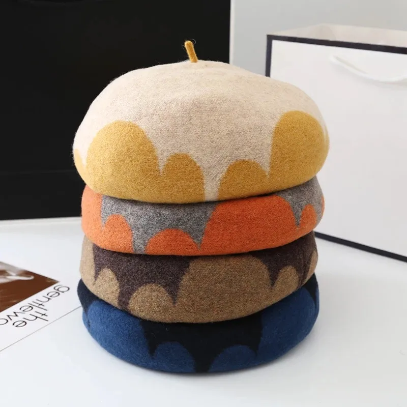 ZHUOY Beret Wool Jacquard Autumn and Winter Women's Autumn Warm Hat Geometric Art New Simple Retro Contrast Color Painter Hat
ZHUOY Beret Wool Jacquard Autumn and Winter Women's Autumn Warm Hat Geometric Art New Simple Retro Contrast Color Painter Hat