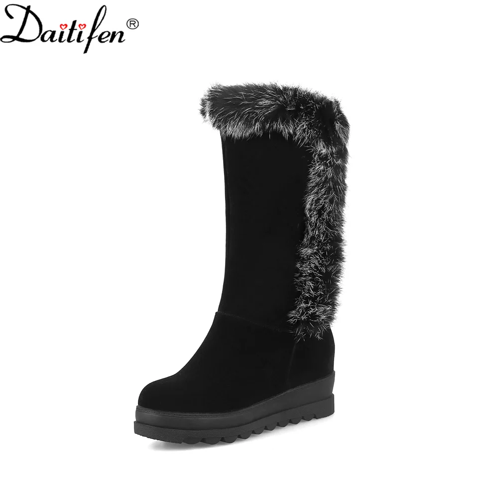 Daitifen 2022 Women Winter Keep Warm Snow Boots With Fur Platform Female Shoes Hidden Heel Ladies Mid Calf Outdoor Boots Fashion
Daitifen 2022 Women Winter Keep Warm Snow Boots With Fur Platform Female Shoes Hidden Heel Ladies Mid Calf Outdoor Boots Fashion
