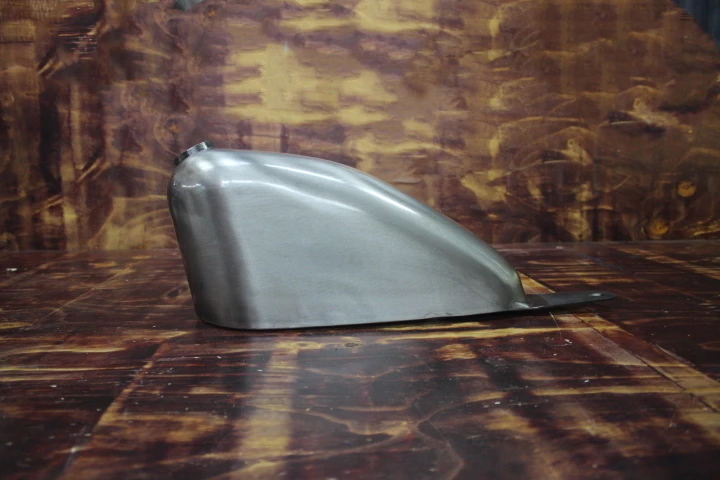 Motorcycle Modified HandMade Gas Fuel Tank For YAMAHA SR400 With Gas Cap AA 
Motorcycle Modified HandMade Gas Fuel Tank For YAMAHA SR400 With Gas Cap AA