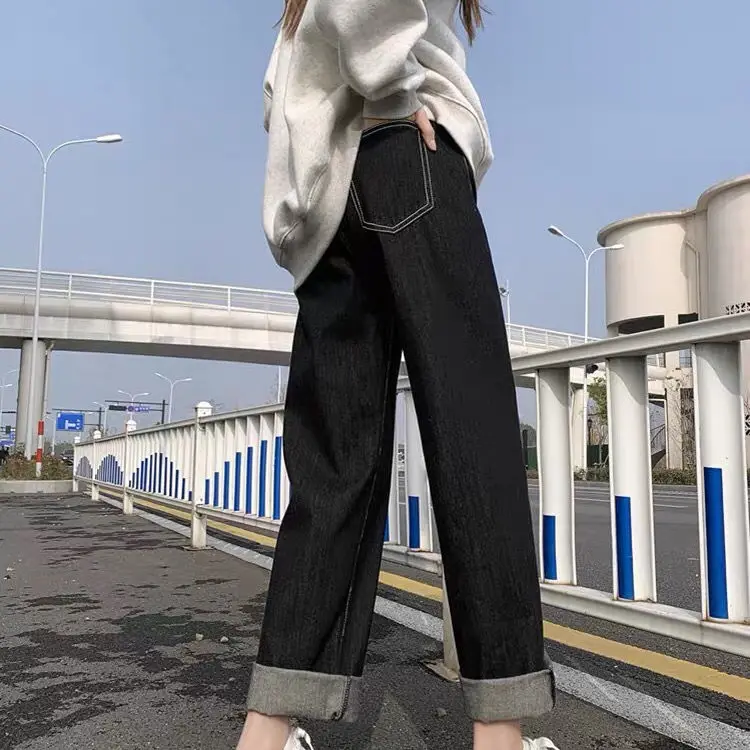 Dark blue straight jeans women's high waist loose 2021 summer women's small wide leg pants for summer and Autumn
Dark blue straight jeans women's high waist loose 2021 summer women's small wide leg pants for summer and Autumn