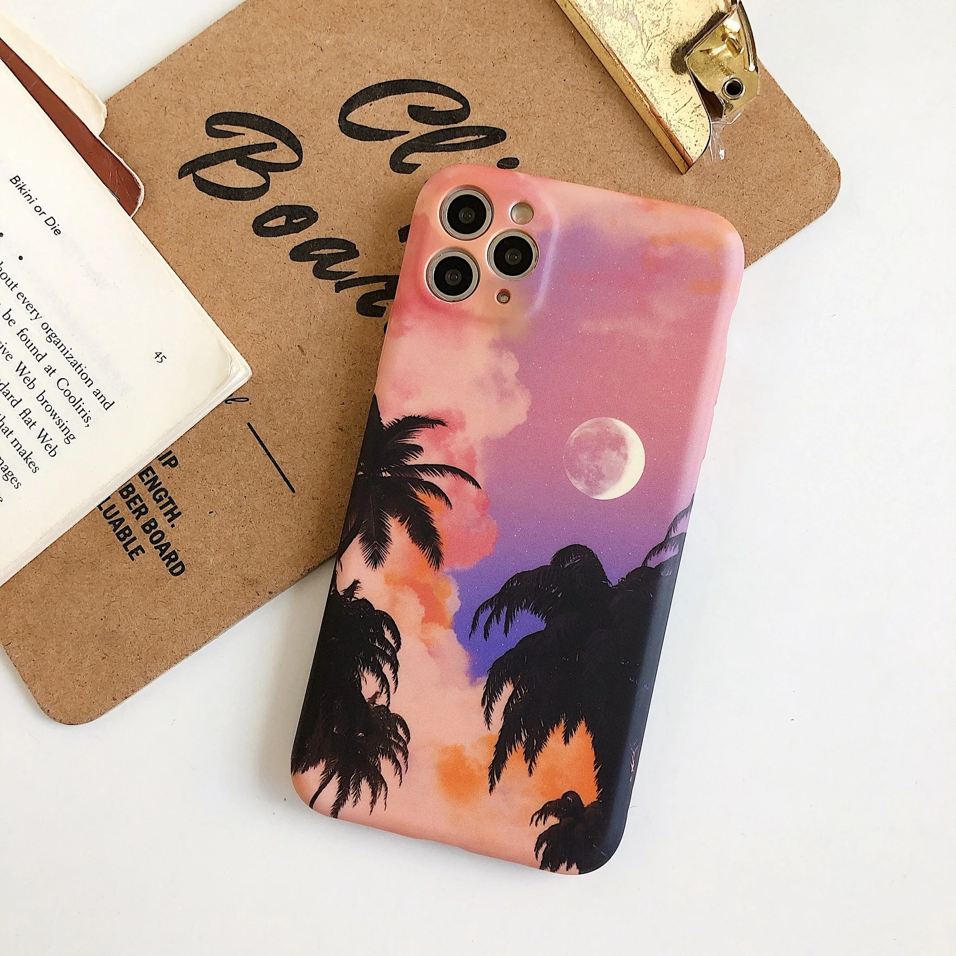 Summer Banana leaf dream sky moon art cute Phone Case For iPhone 11 Pro Max XR Xs Max X 7 7 Plus 8 8 Plus SE case Silicone Cover
Summer Banana leaf dream sky moon art cute Phone Case For iPhone 11 Pro Max XR Xs Max X 7 7 Plus 8 8 Plus SE case Silicone Cover