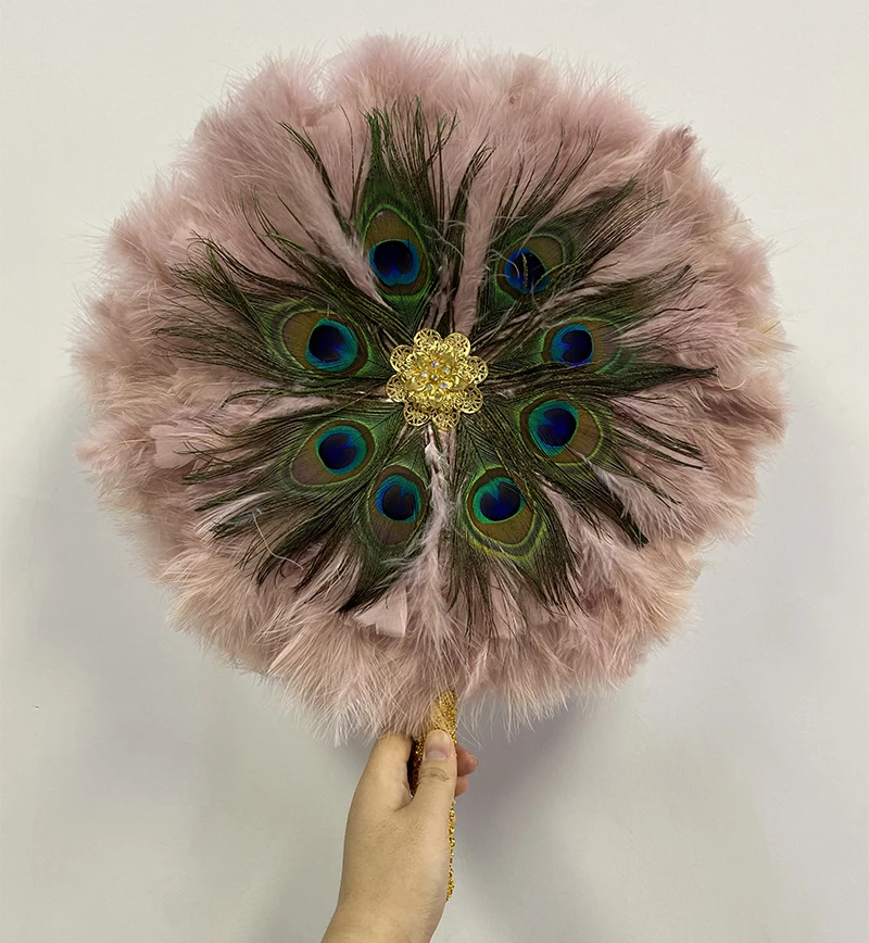 Golor Custom African Wedding Feather Hand Fan with Stones Feather Dance Fan Handmade Bride Hand Held Photo Props Wedding Favors
Golor Custom African Wedding Feather Hand Fan with Stones Feather Dance Fan Handmade Bride Hand Held Photo Props Wedding Favors