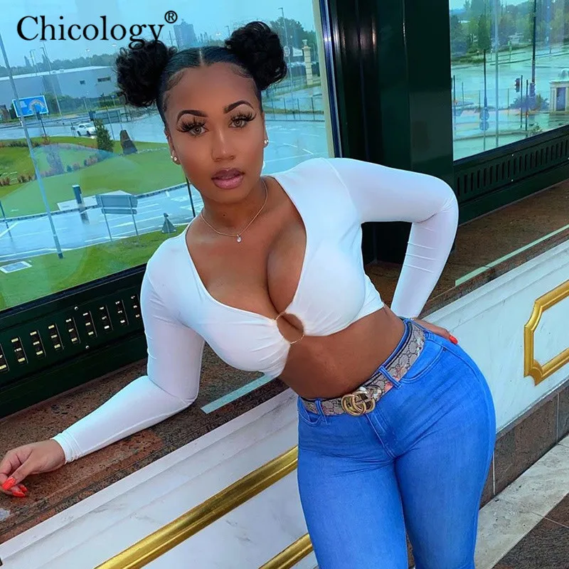 Chicology V Neck Ring Circle Design Crop Top T-Shirt Long Sleeve Sexy Short Tshirt Women 2020 Autumn Winter Clothes Streetwear 
Chicology V Neck Ring Circle Design Crop Top T-Shirt Long Sleeve Sexy Short Tshirt Women 2020 Autumn Winter Clothes Streetwear