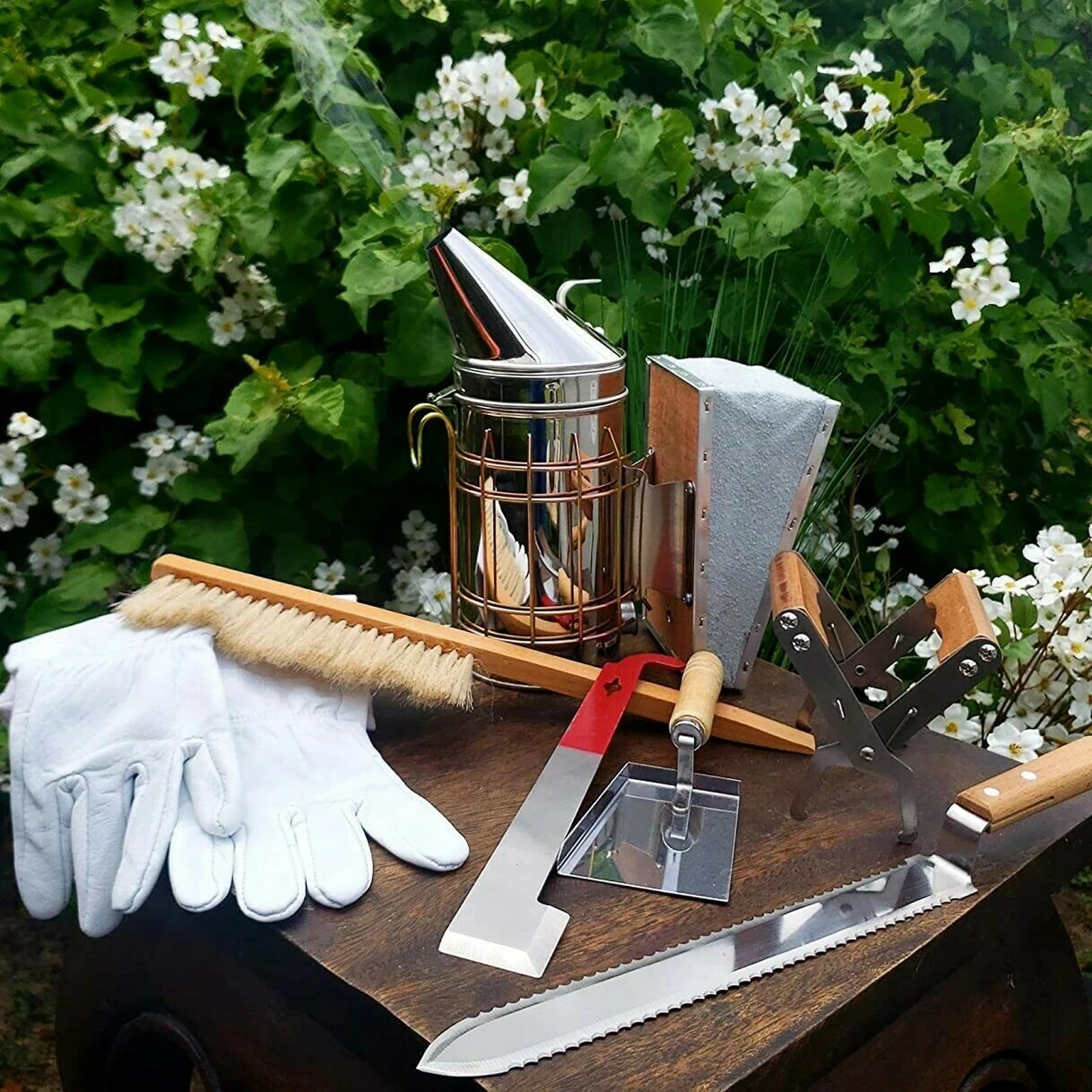 18pcs Beekeeping Tool Kit Beekeeper Starter Kit XL Bee Keeper Suit Jacket With Veil And Hat Beehive Kit Bee Smoker Kit Hive Tool
18pcs Beekeeping Tool Kit Beekeeper Starter Kit XL Bee Keeper Suit Jacket With Veil And Hat Beehive Kit Bee Smoker Kit Hive Tool