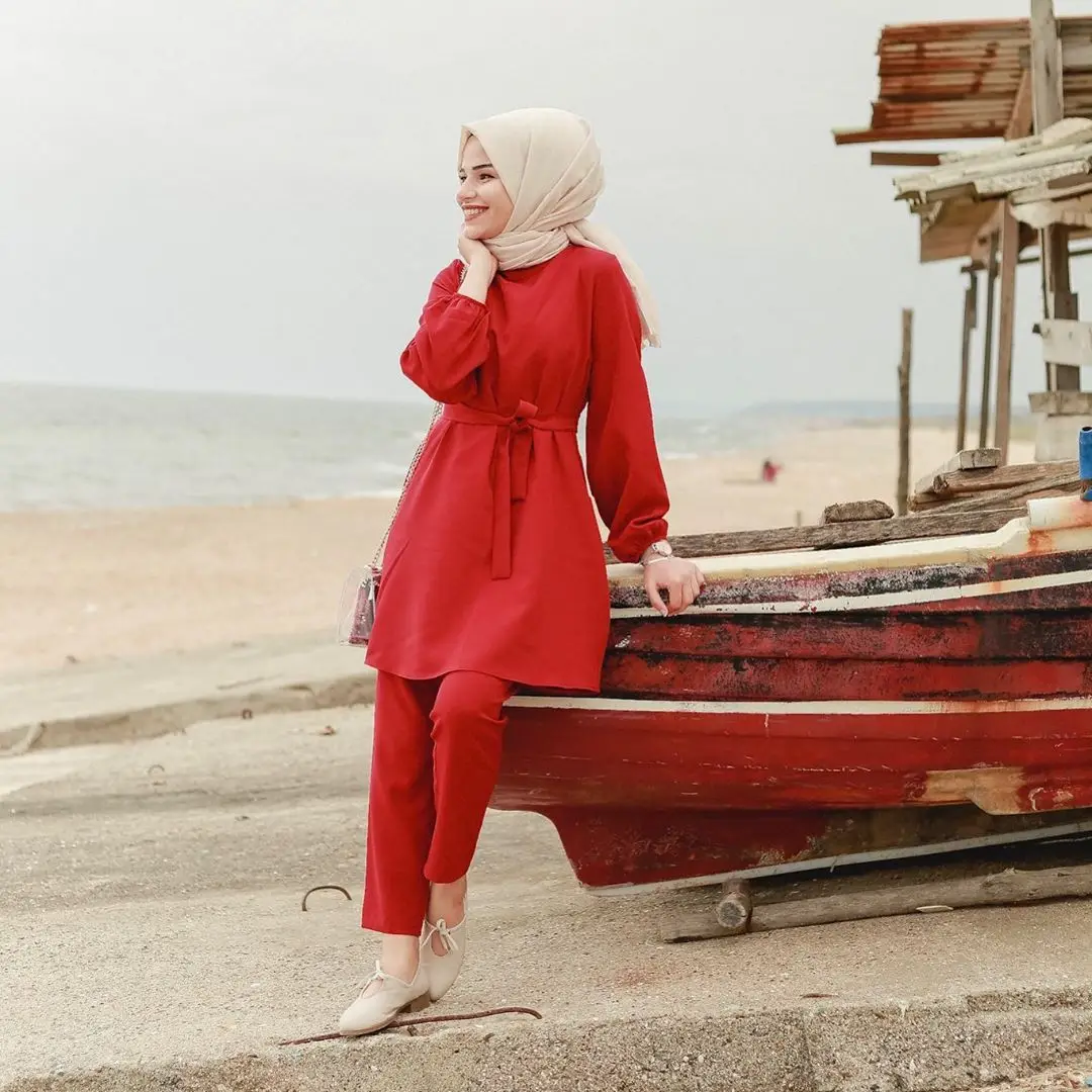 2021 Fashion Muslim Sets Women Long Tops Islamic Sets Women Muslim Pants Ramadan Prayer Clothes 2 Piece Set Slim Waist 816
2021 Fashion Muslim Sets Women Long Tops Islamic Sets Women Muslim Pants Ramadan Prayer Clothes 2 Piece Set Slim Waist 816