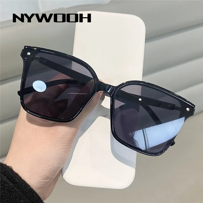 NYWOOH Vintage Sunglasses Women Men Retro Brand Designer Oversized Square Driving Sun Glasses Outdoor Shades Eyeglasses UV400
NYWOOH Vintage Sunglasses Women Men Retro Brand Designer Oversized Square Driving Sun Glasses Outdoor Shades Eyeglasses UV400