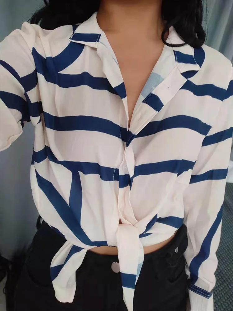 Autumn Floral Print Blouse Women Clothes Stand Collar Long Sleeve Office Lady Shirts Tops Female Casual Plus Size Blouses 2021
Autumn Floral Print Blouse Women Clothes Stand Collar Long Sleeve Office Lady Shirts Tops Female Casual Plus Size Blouses 2021