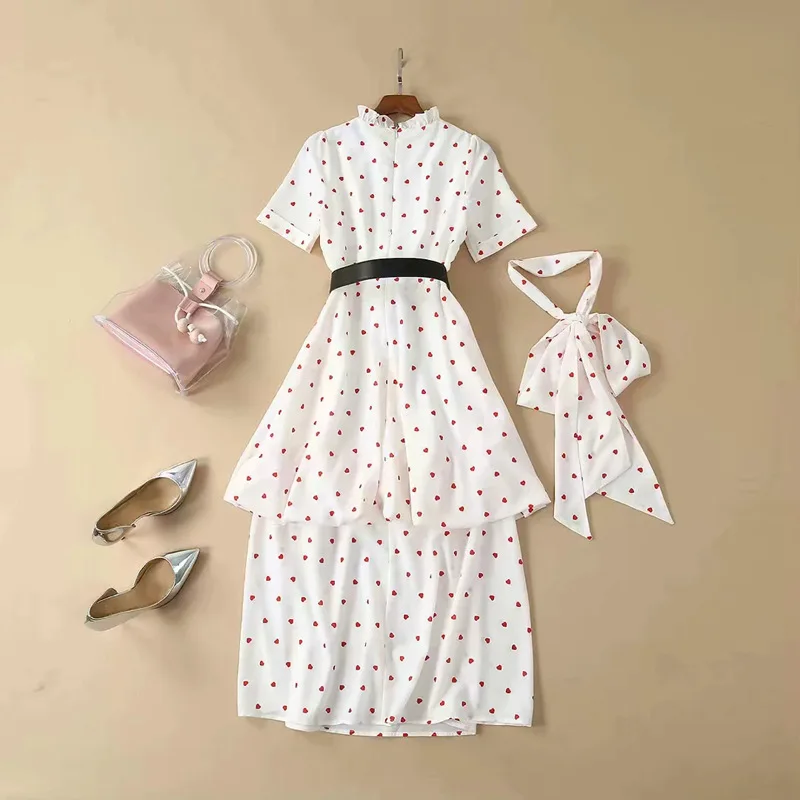 Short Sleeve Little Red Heart Printed Lace-up Stand-up Collar Mid-Length Cake Dress Summer Catwalk New Waist Dress for Women
Short Sleeve Little Red Heart Printed Lace-up Stand-up Collar Mid-Length Cake Dress Summer Catwalk New Waist Dress for Women
