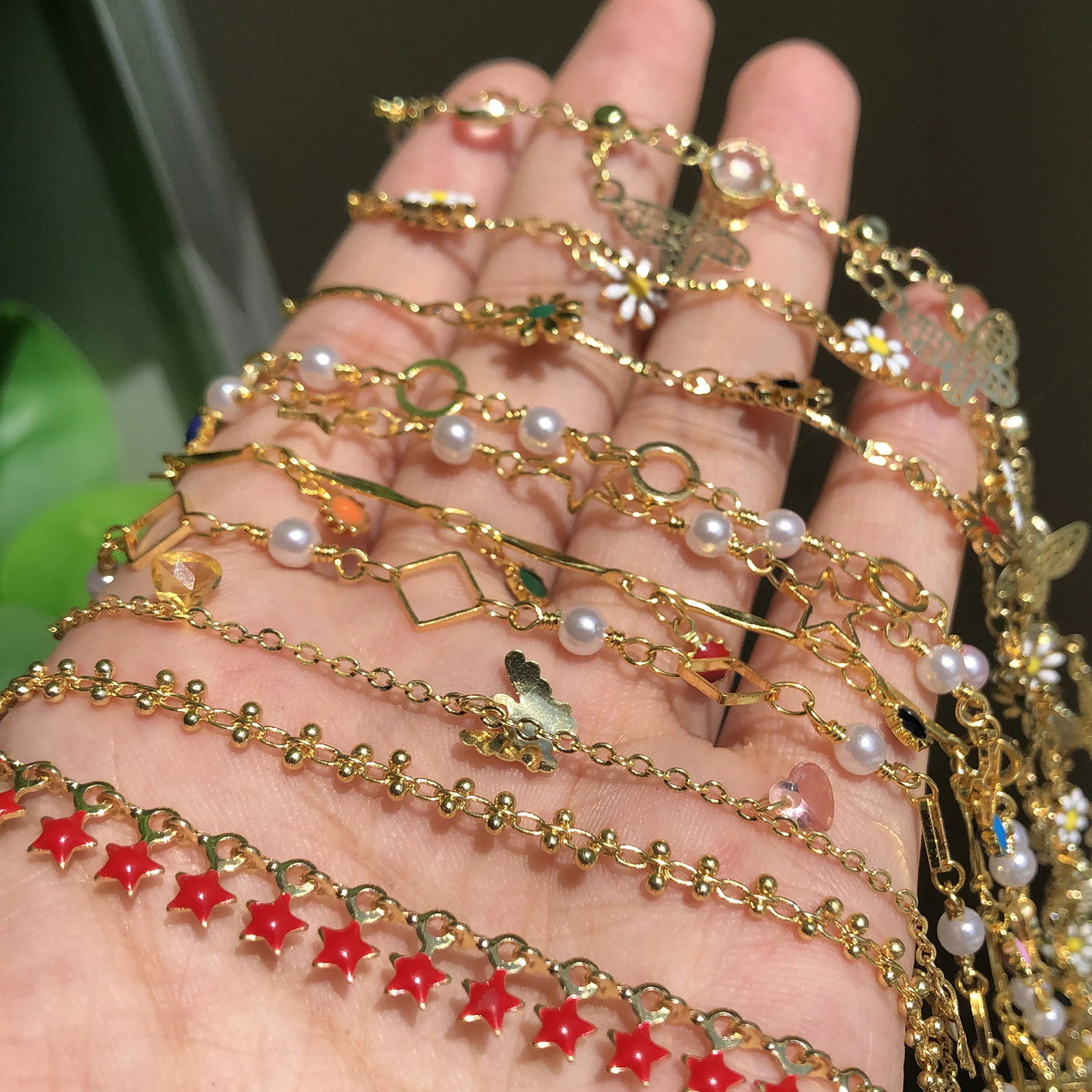 1m/lot Star Butterfly Crystal Beads Chain Gold Plating Copper Chain for Bracelets Necklace Ankles Jewelry Making DIY Accessories
1m/lot Star Butterfly Crystal Beads Chain Gold Plating Copper Chain for Bracelets Necklace Ankles Jewelry Making DIY Accessories