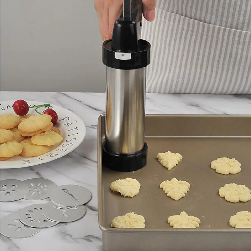 Cake Decorations Tools Confectionary Cookie Tips Plastic Cream Gun DIY Pastry Syringe Extruder Kitchen Gadgets Pastry Nozzles
Cake Decorations Tools Confectionary Cookie Tips Plastic Cream Gun DIY Pastry Syringe Extruder Kitchen Gadgets Pastry Nozzles