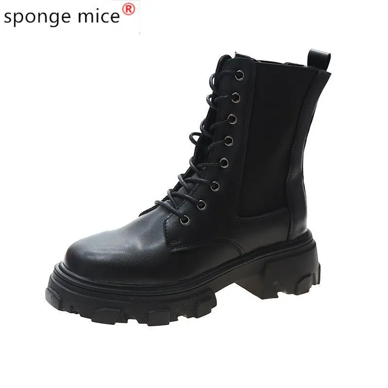 Martin Boots Fall Winter 2020 motorcycle boots thick-soled front fashionable women's short boots platform shoes
Martin Boots Fall Winter 2020 motorcycle boots thick-soled front fashionable women's short boots platform shoes