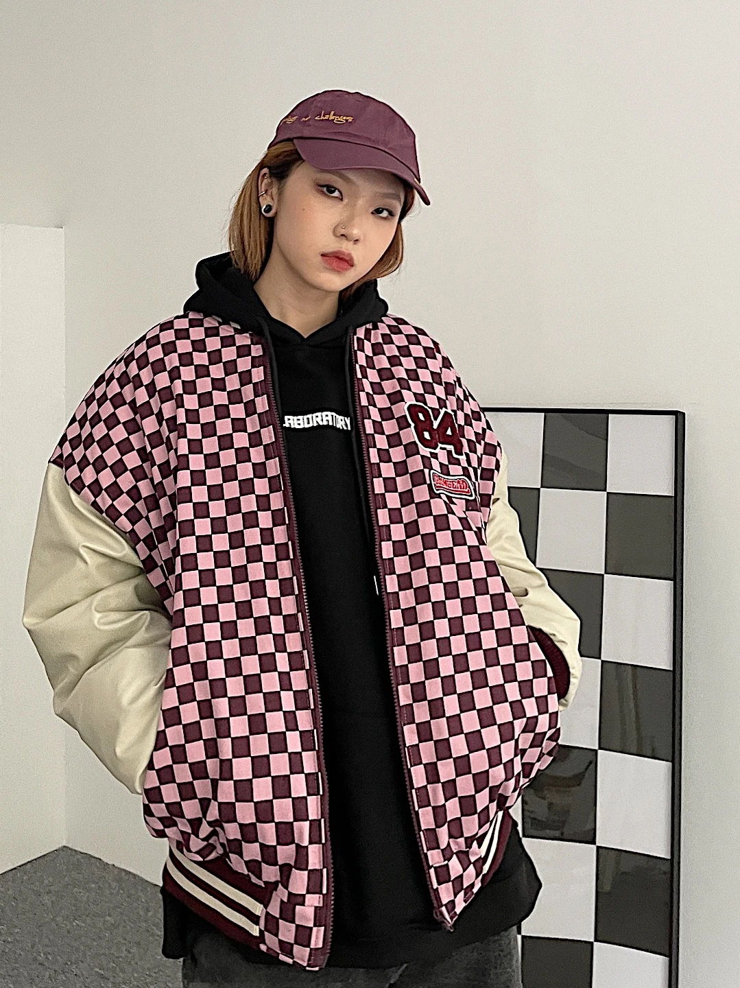 Vintage street fashion Plaid Cotton clip women's Embroidery flocking Harajuku BF couple jackets coats
Vintage street fashion Plaid Cotton clip women's Embroidery flocking Harajuku BF couple jackets coats