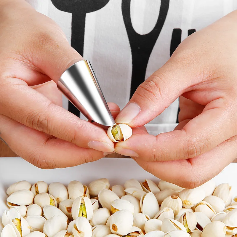 Kitchen stainless steel peeling edamame chestnut multi-function vegetable cutting hand guard anti-cutting iron nail cover
Kitchen stainless steel peeling edamame chestnut multi-function vegetable cutting hand guard anti-cutting iron nail cover