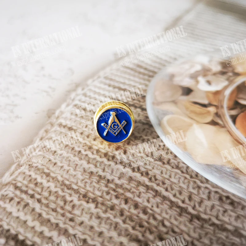 wholesale Masonic Lapel Pins Badge Mason Freemason BLM53 Blue round Mason 1cm European and American fashion personality creative
wholesale Masonic Lapel Pins Badge Mason Freemason BLM53 Blue round Mason 1cm European and American fashion personality creative