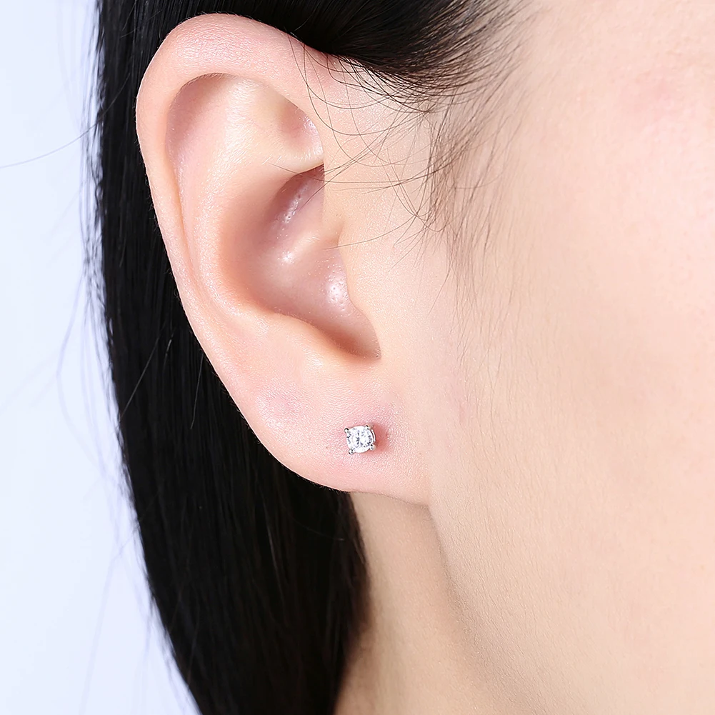 ZEMIOR Geometric Simple Women 925 Sterling Silver Stud Earrings Clear Cubic Zirconia Girl Small Earring Birthday Fine Jewelry
ZEMIOR Geometric Simple Women 925 Sterling Silver Stud Earrings Clear Cubic Zirconia Girl Small Earring Birthday Fine Jewelry