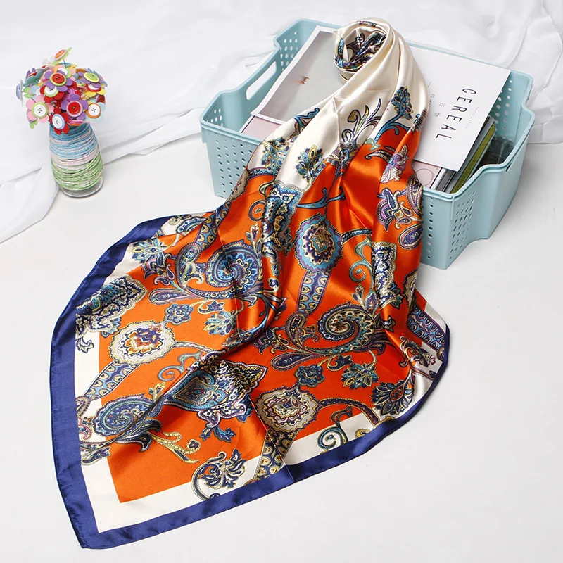 2021 Floral Print Head Scarf For Women Silk Satin Hijab Scarfs Orange Red 90*90cm Square Neckerchief Headband Scarves For Ladies
2021 Floral Print Head Scarf For Women Silk Satin Hijab Scarfs Orange Red 90*90cm Square Neckerchief Headband Scarves For Ladies