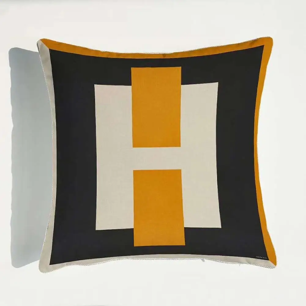 LISM Luxury Velvet Cushion Cover Double-Sided Printing Pillow Cover Home Decorative Sofa Throw Pillows Living Room Chair Seat
LISM Luxury Velvet Cushion Cover Double-Sided Printing Pillow Cover Home Decorative Sofa Throw Pillows Living Room Chair Seat