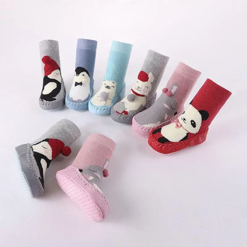 Autumn and winter new cotton warm baby toddler shoes anti-slip tube baby floor socks early education cartoon socks
Autumn and winter new cotton warm baby toddler shoes anti-slip tube baby floor socks early education cartoon socks