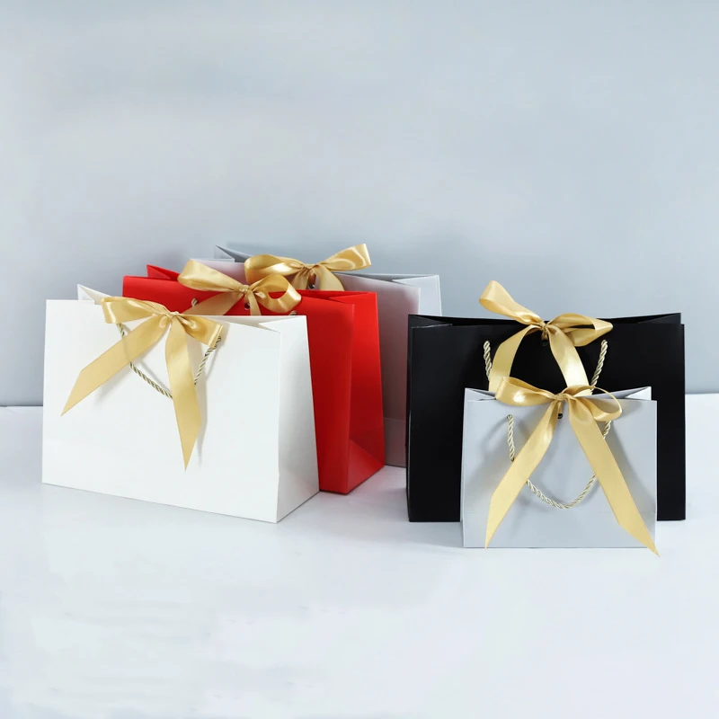 Paper Bag for Gift Box with Ribbon Shopping Clothing Store Craft Paper Box Shipping Package ( Printing Fee is not Included)
Paper Bag for Gift Box with Ribbon Shopping Clothing Store Craft Paper Box Shipping Package ( Printing Fee is not Included)