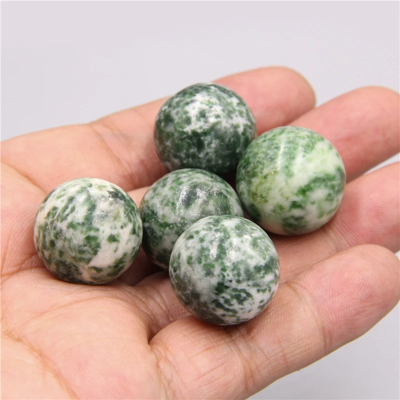 2pcs Natural green dot Jaspers agates sphere crystal healing jewelry green round 20mm real gem stone sphere ball Home Decoration
2pcs Natural green dot Jaspers agates sphere crystal healing jewelry green round 20mm real gem stone sphere ball Home Decoration