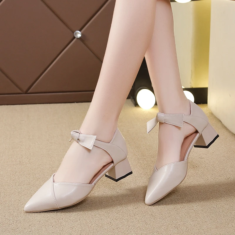 Comfort Shoes for Women High Heel Sandals 2021 Summer Suit Female Beige Buckle Strap Med High-heeled Block Fashion New Pointed C
Comfort Shoes for Women High Heel Sandals 2021 Summer Suit Female Beige Buckle Strap Med High-heeled Block Fashion New Pointed C