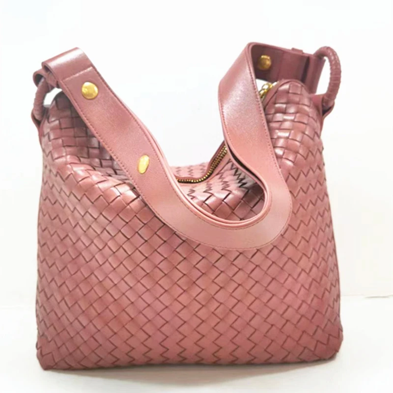 Brand Designer Handbags Womens Leather Bucket Bag Sheepskin Woven Luxury Pink Shoulder Bag Messenger Female Tote Large Capacity
Brand Designer Handbags Womens Leather Bucket Bag Sheepskin Woven Luxury Pink Shoulder Bag Messenger Female Tote Large Capacity