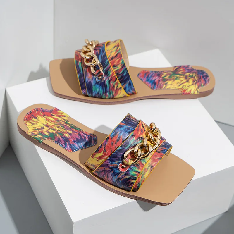 Women Flats Slippers Ladies Fashion Casual Sandals Women Classics Slides Summer Outside Flat With Shoes Metal Decoration
Women Flats Slippers Ladies Fashion Casual Sandals Women Classics Slides Summer Outside Flat With Shoes Metal Decoration