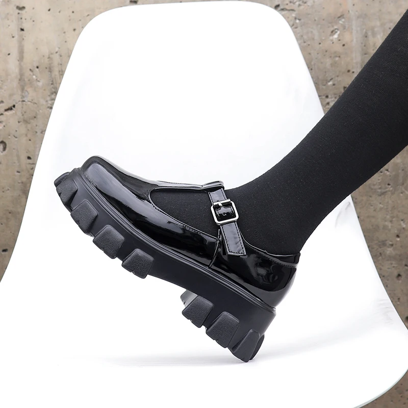 Spring new winter women's belt buckle high heeled boots high heeled women's shoes high quality Pu thick soled women's shoes
Spring new winter women's belt buckle high heeled boots high heeled women's shoes high quality Pu thick soled women's shoes