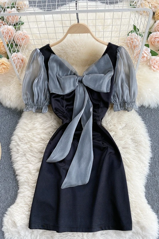 2021 Summer New Fashion Women Sweet V-Neck Puff Sleeve Bow Empire A-Line Mini Party Dress Vestido De Mujer J263
2021 Summer New Fashion Women Sweet V-Neck Puff Sleeve Bow Empire A-Line Mini Party Dress Vestido De Mujer J263