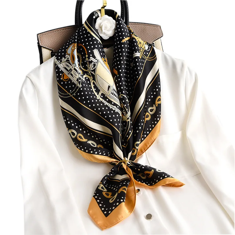 2020 Real Silk Hijab Winter New Sunscreen South Korea Cashew Fashion Thin Small Square Summer Decoration Wave Point Retro Shawl
2020 Real Silk Hijab Winter New Sunscreen South Korea Cashew Fashion Thin Small Square Summer Decoration Wave Point Retro Shawl