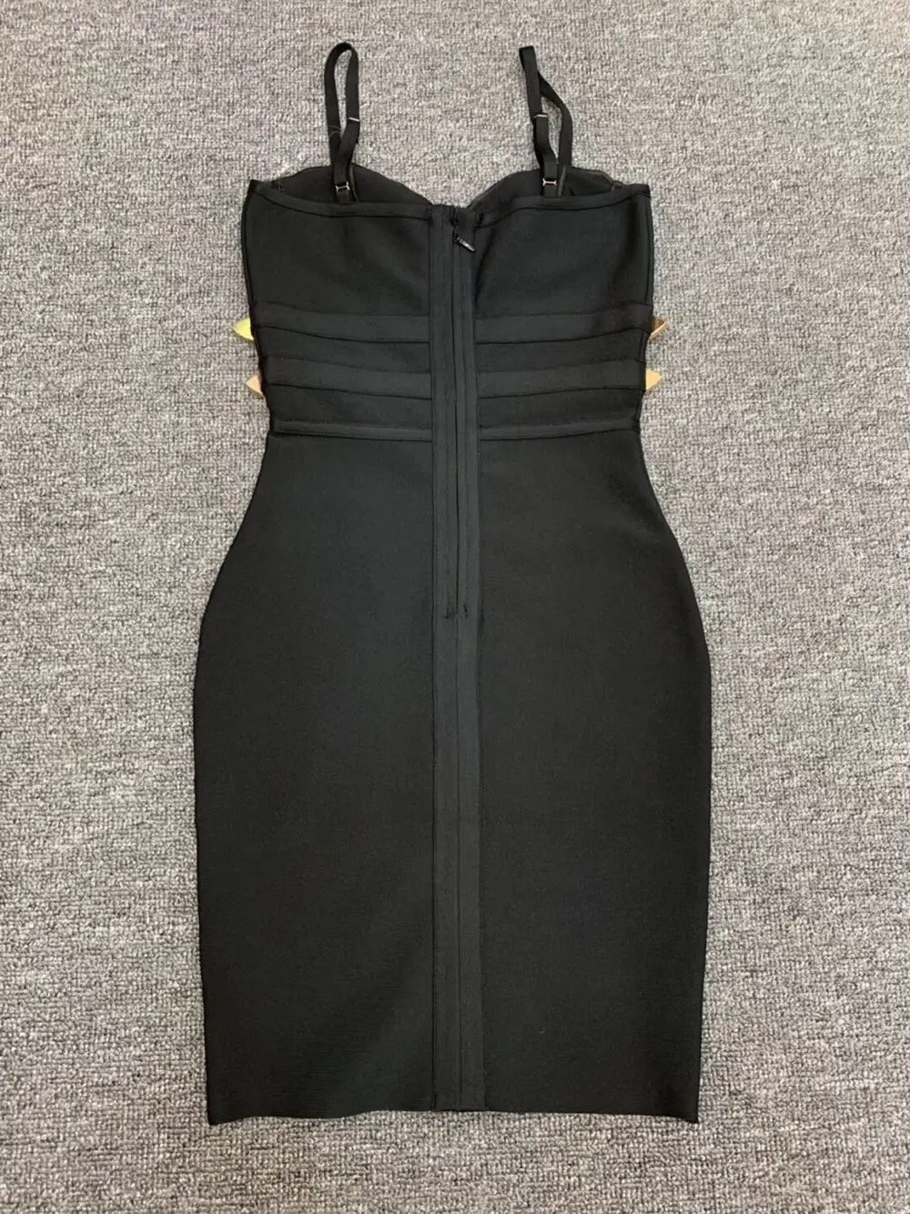 2019 Top Quality Celebrity Sexy Slip Sleeveless Black White rayon Bandage Dress Evening Party Bodycon Dress
2019 Top Quality Celebrity Sexy Slip Sleeveless Black White rayon Bandage Dress Evening Party Bodycon Dress
