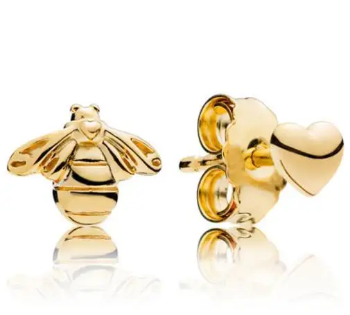 Женские серьги-гвоздики в виде пчелы и сердца из серебра 925 пробы 
Женские серьги-гвоздики в виде пчелы и сердца из серебра 925 пробы