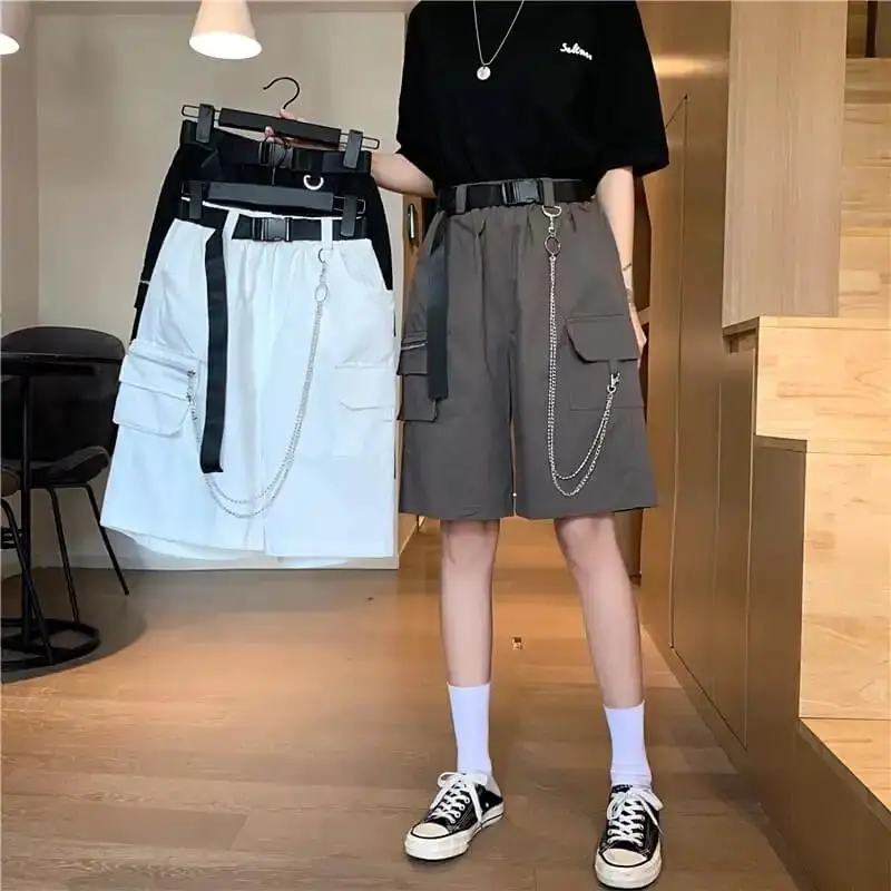Workwear Shorts Women's Loose Korean belt Chain Ins High Waist Slimming and Straight Student Hong Kong Style Five Points Shorts
Workwear Shorts Women's Loose Korean belt Chain Ins High Waist Slimming and Straight Student Hong Kong Style Five Points Shorts