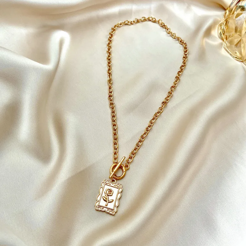 Women Fashion Vintage Rose Flower Pendant Necklaces New Design Necklace Jewelry Gift
Women Fashion Vintage Rose Flower Pendant Necklaces New Design Necklace Jewelry Gift