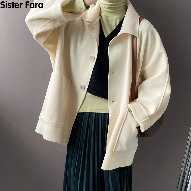 Женское двухстороннее шерстяное пальто Sister Fara, куртка с отложным воротником и длинным рукавом, пальто с большими карманами для осени и зимы
Женское двухстороннее шерстяное пальто Sister Fara, куртка с отложным воротником и длинным рукавом, пальто с большими карманами для осени и зимы