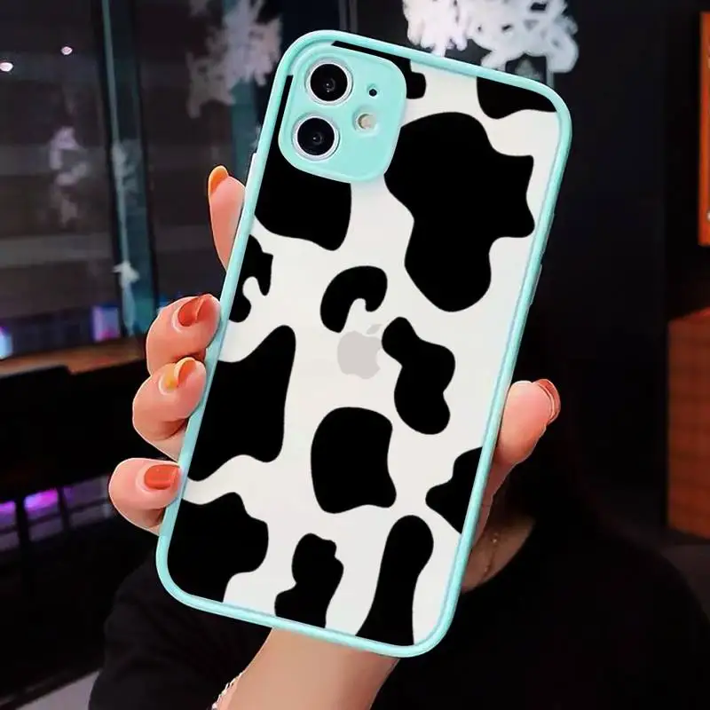 White Black Cow Symbol Pattern Print Phone Case Matte Transparent for iPhone 7 8 11 12 s mini pro X XS XR MAX Plus cover funda 
White Black Cow Symbol Pattern Print Phone Case Matte Transparent for iPhone 7 8 11 12 s mini pro X XS XR MAX Plus cover funda