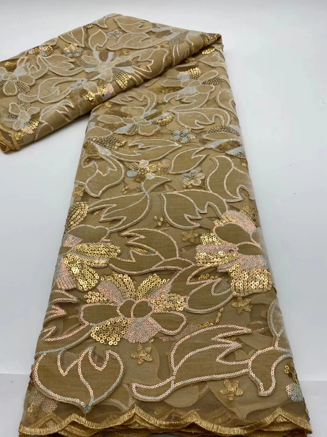 African Velvet Lace Fabric 5 Yards 2021 High Quality Sequin Lace Embroidery Nigeria Wedding Dress Material Sewing AXH50911
African Velvet Lace Fabric 5 Yards 2021 High Quality Sequin Lace Embroidery Nigeria Wedding Dress Material Sewing AXH50911