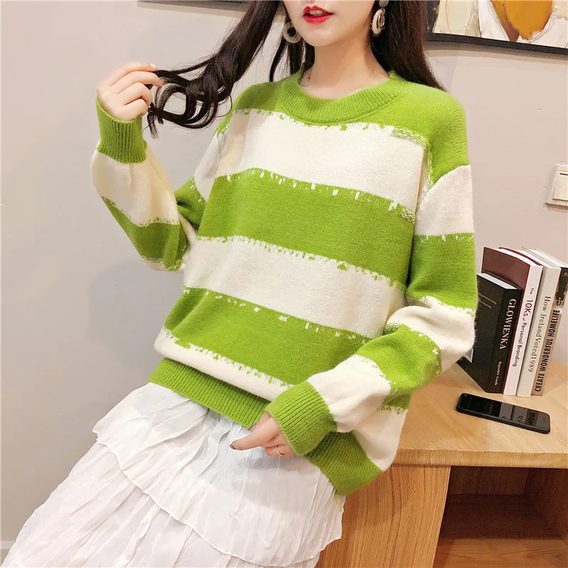 Casual Wool Sweater Female 2019 New Korean Version of the Autumn and Winter O-neck Striped Loose Slim Pullover Sweater Female
Casual Wool Sweater Female 2019 New Korean Version of the Autumn and Winter O-neck Striped Loose Slim Pullover Sweater Female