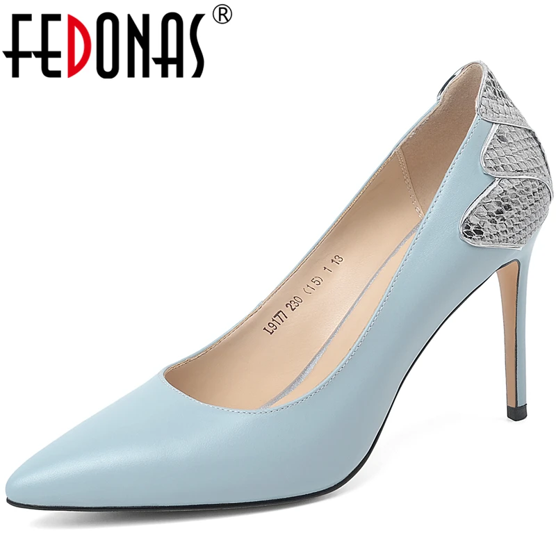 FEDONAS New Euro Style Elegant Women Cow Leather Shoes Party Wedding Mixed Colors Pointed Toe Thin Heels Shallow Shoes Woman
FEDONAS New Euro Style Elegant Women Cow Leather Shoes Party Wedding Mixed Colors Pointed Toe Thin Heels Shallow Shoes Woman