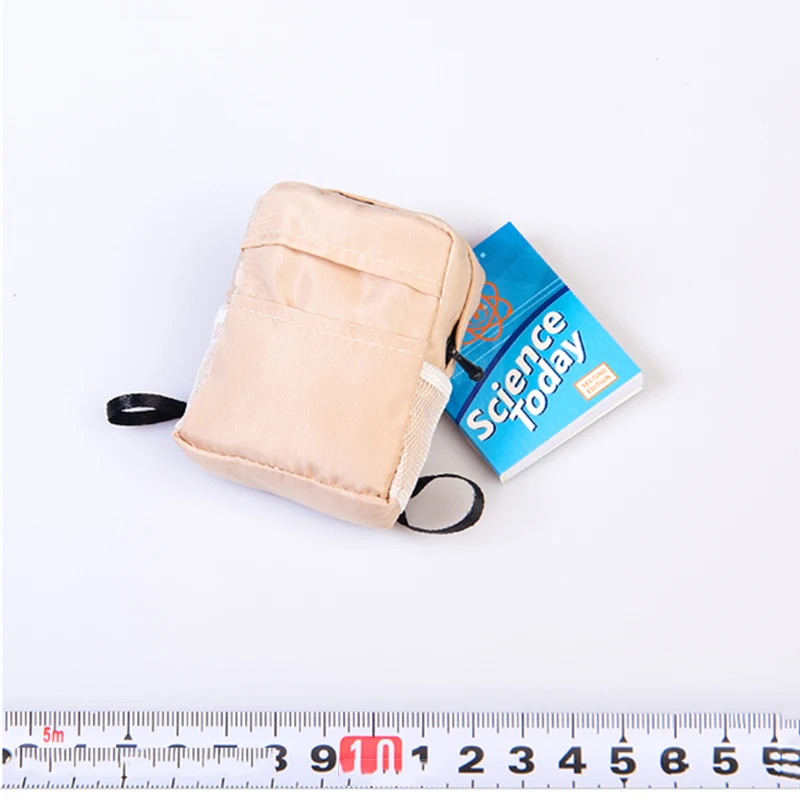1/6 Scale TYM081 Unisex Casual Simple Backpack Large Capacity School Bag for 12 Inch Action Figure
1/6 Scale TYM081 Unisex Casual Simple Backpack Large Capacity School Bag for 12 Inch Action Figure