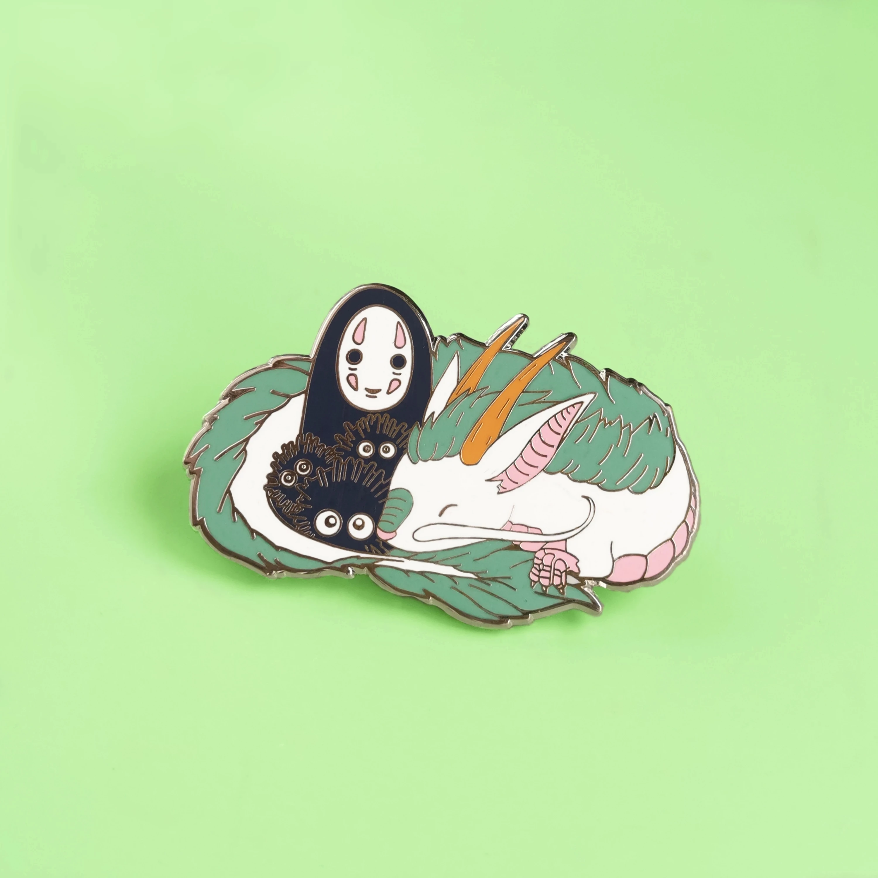 New Spirited Aways No Face Man White Dragon Hard Enamel Pin Kawaii Cartoon Animals Brooch Anime Fan Collection Badge Unique Gift
New Spirited Aways No Face Man White Dragon Hard Enamel Pin Kawaii Cartoon Animals Brooch Anime Fan Collection Badge Unique Gift