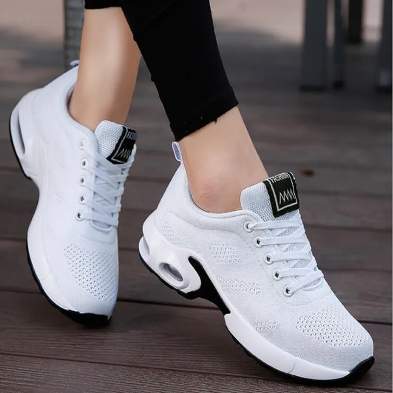 Casual large size women shoes student cushion soft bottom breathable casual running shoes flying woven sports shoes women
Casual large size women shoes student cushion soft bottom breathable casual running shoes flying woven sports shoes women